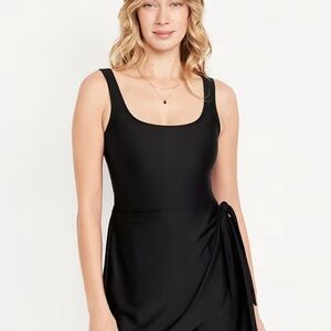 Old Navy Womens M Matte Side Tie Swim Dress